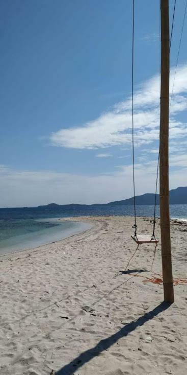 Menjangan Resort カリムンジャワ エクステリア 写真